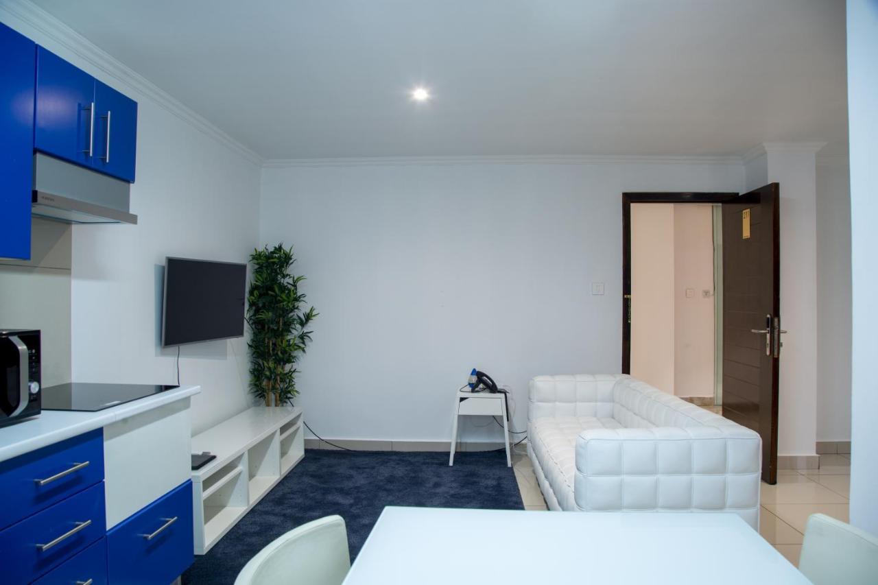 Wdc Aparthotel - Buea Eksteriør bilde