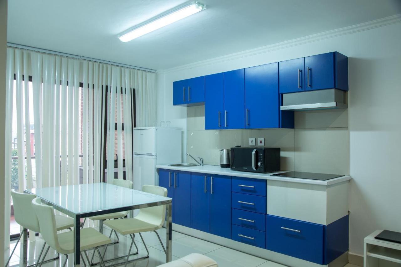 Wdc Aparthotel - Buea Eksteriør bilde